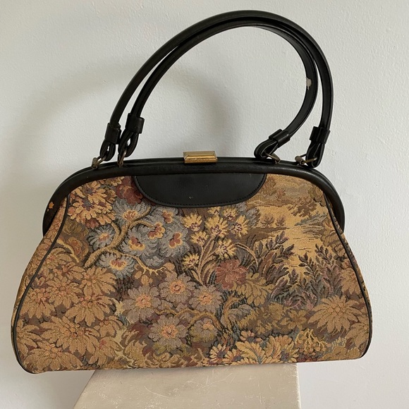 Verdi Vintage Tapestry Carpetbag Handled Purse - Picture 8 of 11